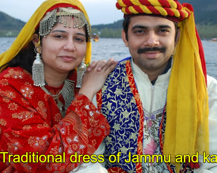 traditional dress of jammu and kashmir